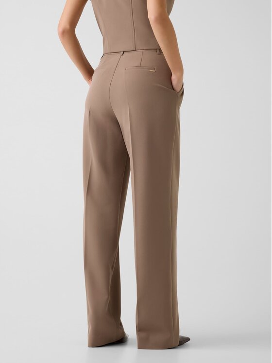 Guess Guess Pantaloni di tessuto 180565 Marrone Slim Fit