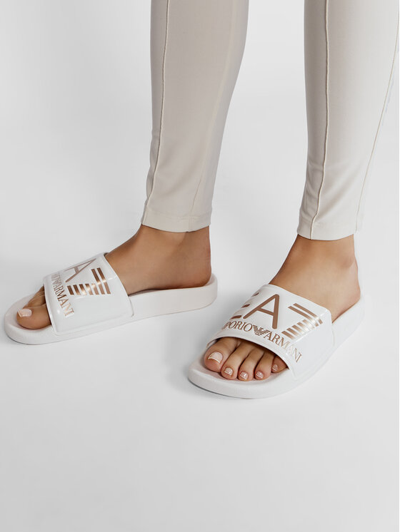 EA7 Emporio Armani EA7 Emporio Armani Чехли XCP001 XCC22 M632 Бял