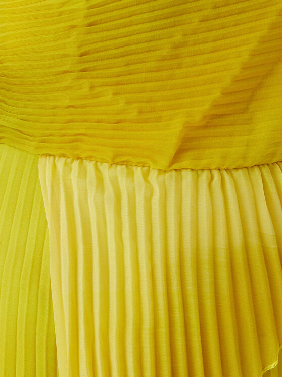 Simona Corsellini Simona Corsellini Abito da cocktail P26CEAB11301 Giallo Slim Fit