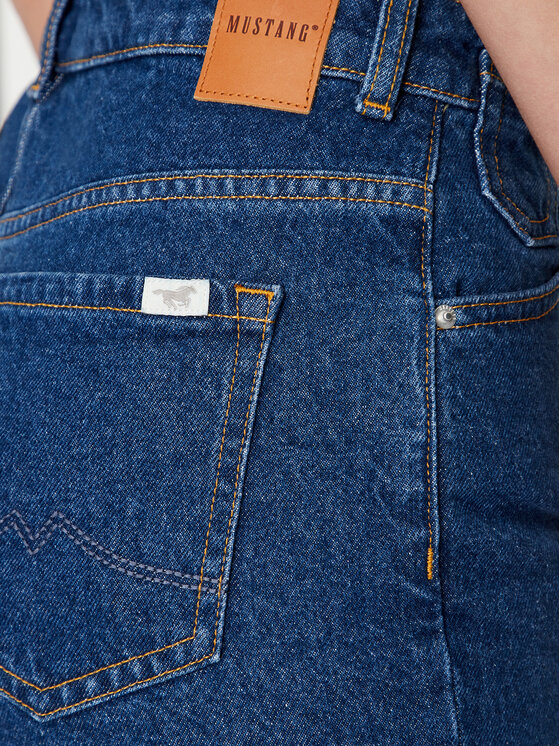 Mustang Mustang Jeans kratke hlače Charlotte 1015220 Mornarsko modra Comfort Fit