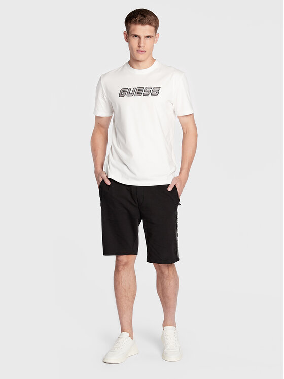 Guess Guess Αθλητικό σορτς Z2YD02 K6ZS1 Μαύρο Regular Fit