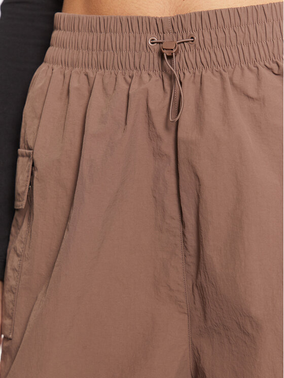 adidas adidas Спортивні шорти adicolor JC8132 Бежевий Loose Fit