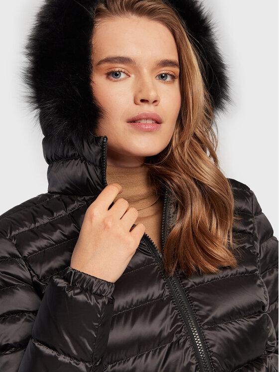 RefrigiWear RefrigiWear Пухено яке W97601 RA0035 Черен Regular Fit