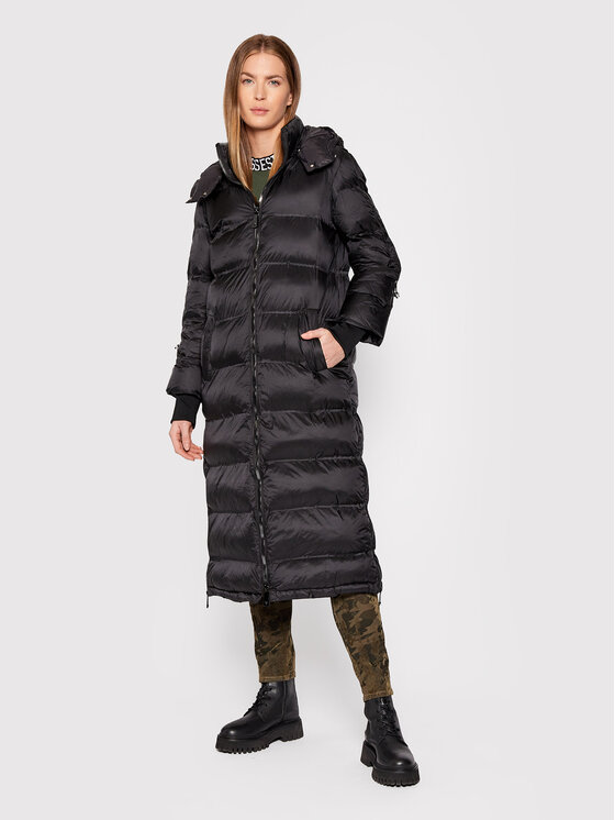 Guess Guess Prehodna jakna Brunella W1BL29 WE4N0 Črna Boxy Fit