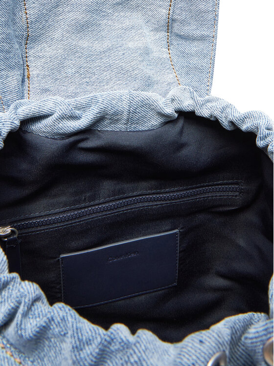 Calvin Klein Calvin Klein Nahrbtnik Denim Luna Mini Flap Backpack LV04F3216G Svetlo modra