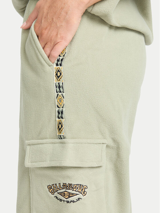 Billabong Billabong Teplákové nohavice Winter Camp EBJFB03001 Zelená Loose Fit