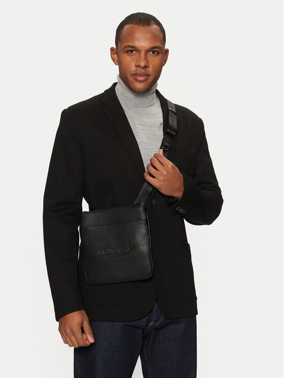 Armani Exchange Armani Exchange Torbica za okrog pasu XM000155 AF11931 UC001 Črna