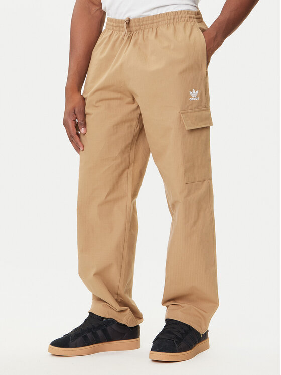 adidas adidas Pantaloni trening Trefoil Essentials JX3912 Bej Loose Fit