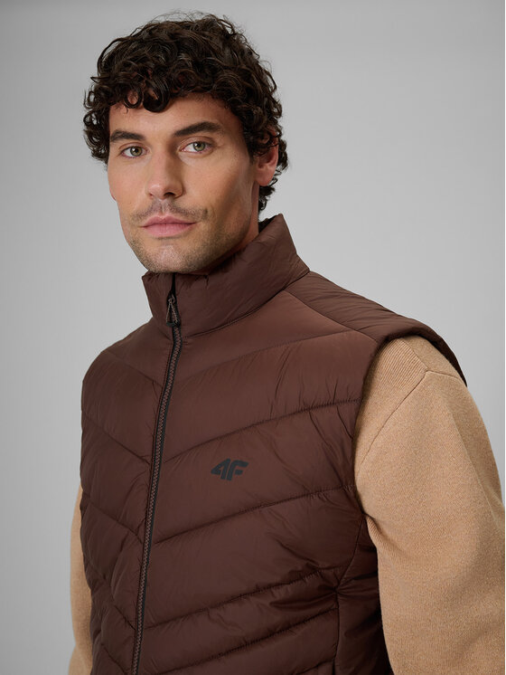 4F 4F Kamizelka BASIC+ Brązowy ciemny Regular Fit
