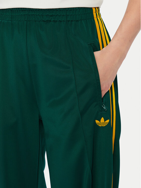 adidas adidas Jogginghose adicolor Classic Firebird JP2314 Grün Loose Fit