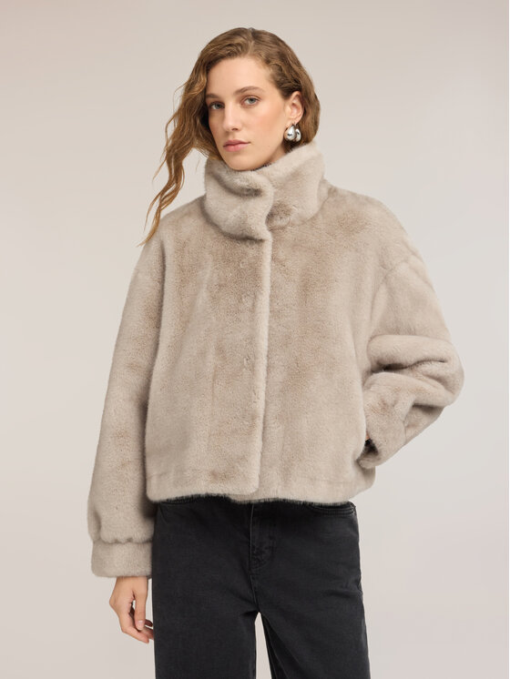 Motivi Motivi Pelliccia 8030Q000276N013 Grigio Boxy Fit