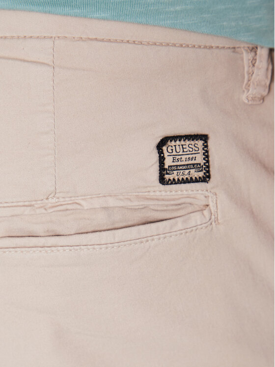 Guess Guess Шорти от плат Myron M3GD18 WFBZ3 Бежов Slim Fit
