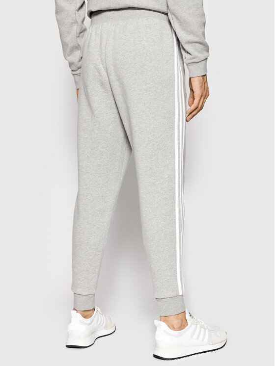 adidas adidas Teplákové kalhoty Classics GN3530 Šedá Fitted Fit