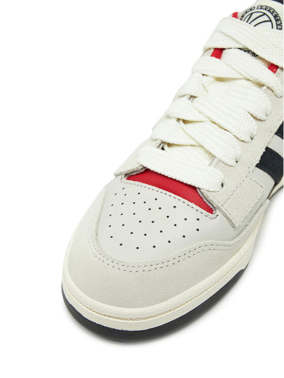 adidas adidas Buty do koszykówki Rapid Court Low JR3158 Beżowy