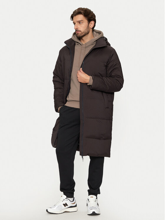 4F 4F Pūkinė striukė 4FWAW24TDJAM477 Juoda Regular Fit