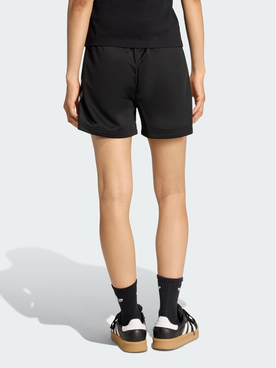 adidas adidas Szorty materiałowe Firebird Classic Czarny Loose Fit