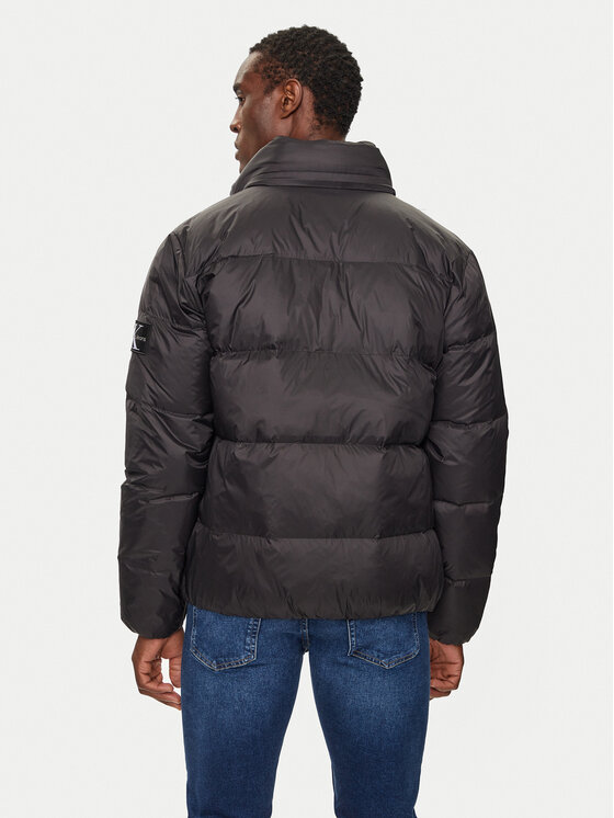 Calvin Klein Jeans Calvin Klein Jeans Daunenjacke Essentials J30J325946 Schwarz Regular Fit