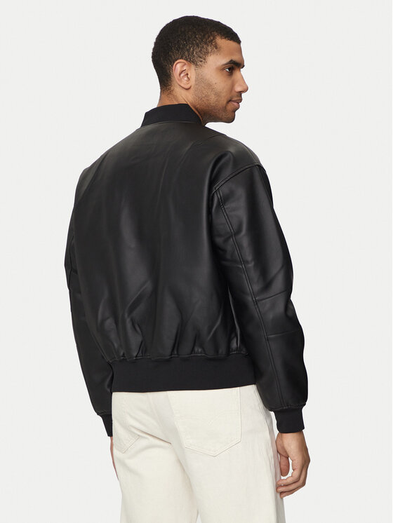 Calvin Klein Jeans Calvin Klein Jeans Műbőr dzseki J30J325601 Fekete Relaxed Fit