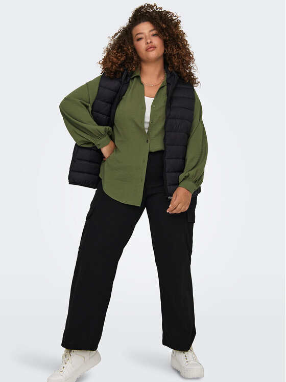 ONLY Carmakoma ONLY Carmakoma Vestă 15305695 Negru Regular Fit