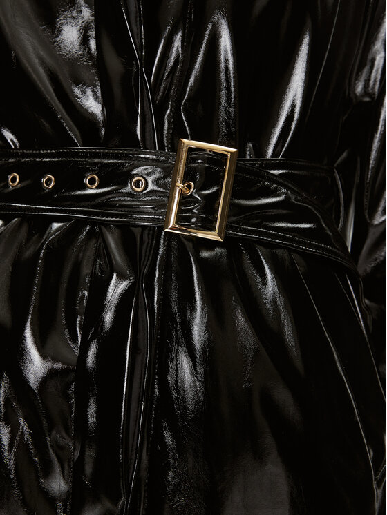 Silvian Heach Silvian Heach Plašč iz umetne kože CVA23215TR Črna Regular Fit