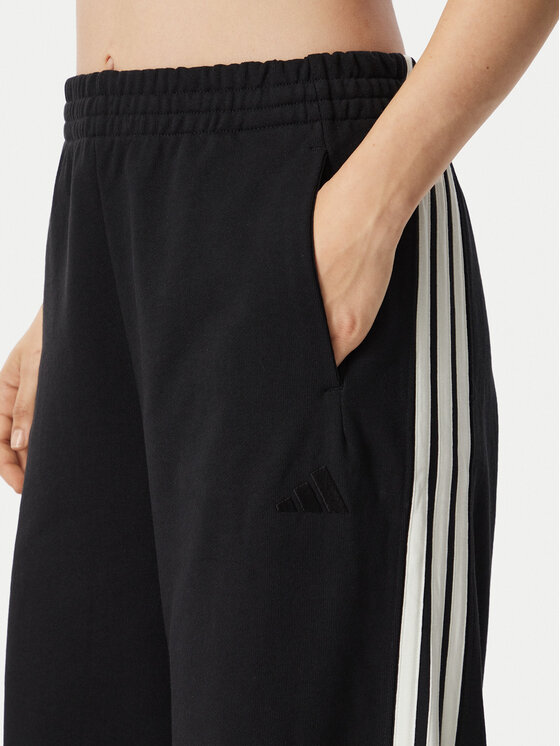 adidas adidas Спортивні штани 3-Stripes KV9868 Чорний Wide Fit