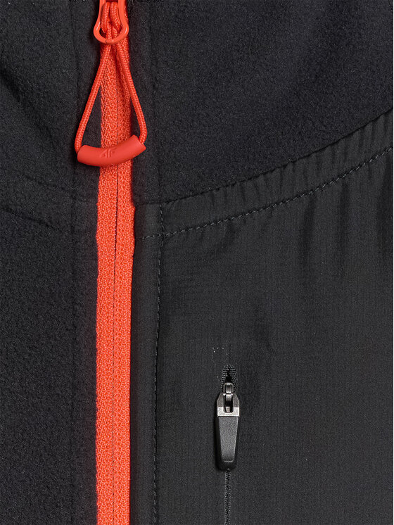 4F 4F Polar HALNY Czarny Regular Fit