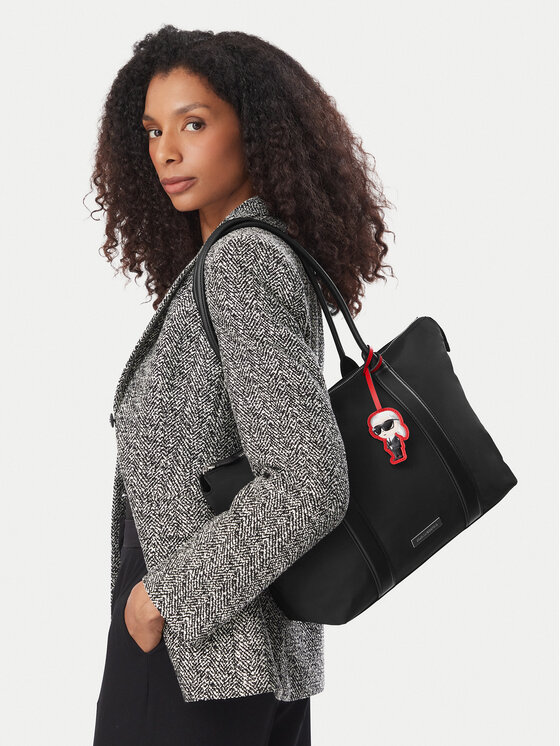 KARL LAGERFELD Rankinė B4W30103 Juoda