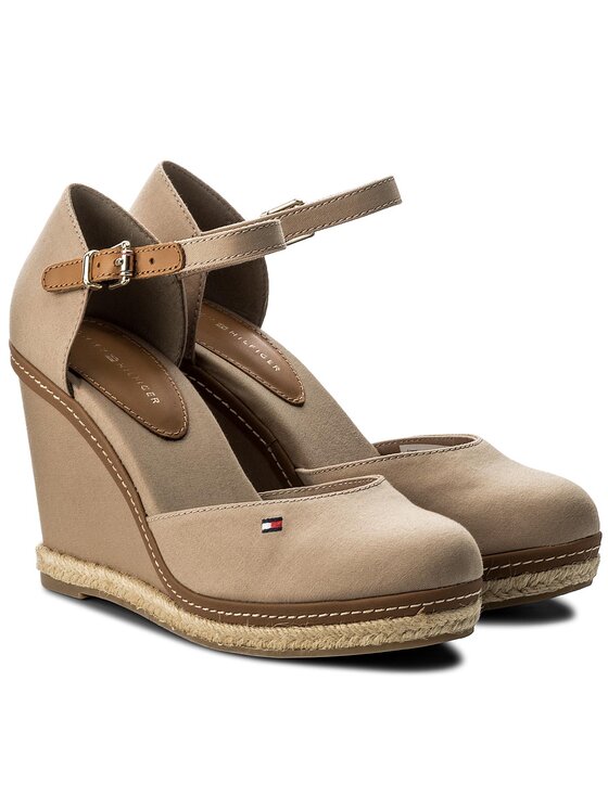 Tommy Hilfiger Espadryle Iconic Basic Closed Toe Wedge FW0FW02791