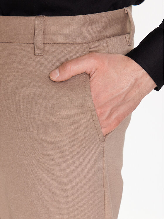 Lindbergh Lindbergh Chinosy 30-01007A Beżowy Slim Fit