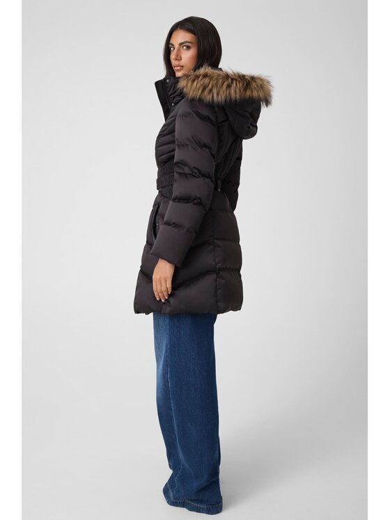 Guess Guess Kurtka przejściowa 184646 Czarny Classic Fit