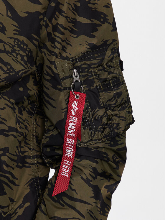 Alpha Industries Alpha Industries Bomber striukė MA-1 191103C Žalia Regular Fit