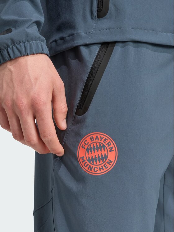 adidas adidas Spodnie dresowe Performance FC Bayern Tiro 25 Competition Szary Regular Fit