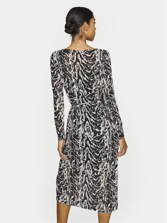Vila Vila Abito da cocktail Larine 14099602 Nero Regular Fit