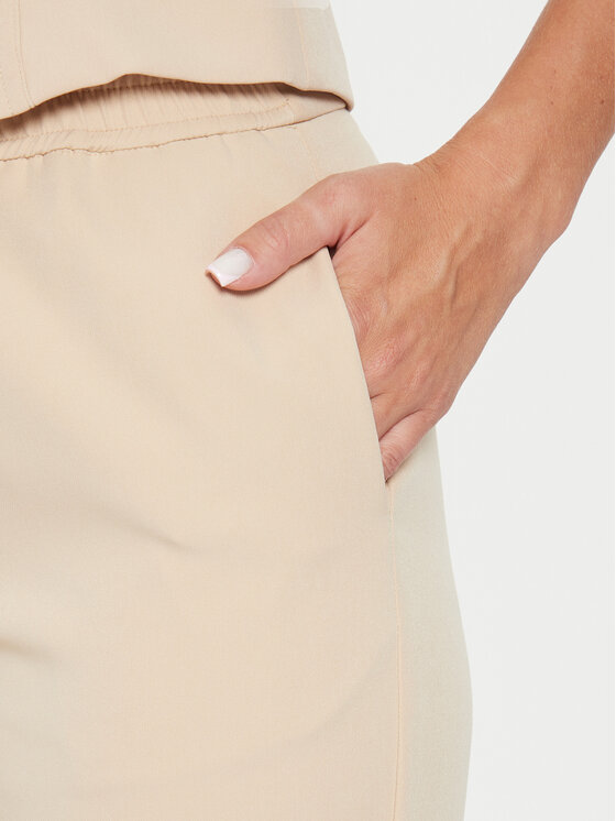 Guess Guess Pantaloni di tessuto W4YB52 WFWX2 Beige Regular Fit