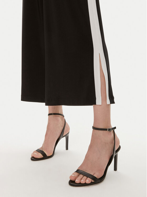 Joseph Ribkoff Joseph Ribkoff Ohlapne hlače 241058 Črna Relaxed Fit