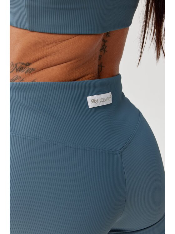 ROUGH RADICAL ROUGH RADICAL Pantaloncini sportivi AVEN SHORTS Blu Slim Fit