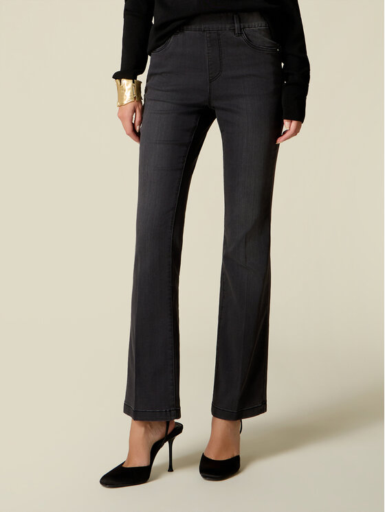 Oltre Oltre Jeansy P443R109544N033 Czarny Regular Fit