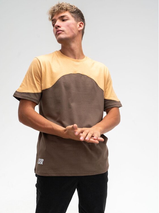 Good Luck Good Luck T-Shirt Koszulka Shoulder Pad dwukolorowa kawa mocha M Brązowy Regular Fit