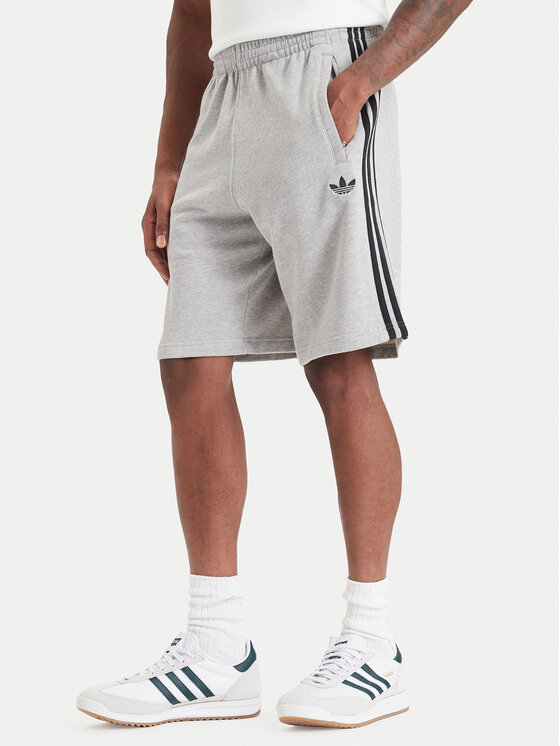 adidas Sportske kratke hlače 3-Stripes Shorts KE4108 Siva Regular Fit