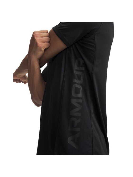Under Armour Under Armour Koszulka techniczna 6013801 Czarny Regular Fit