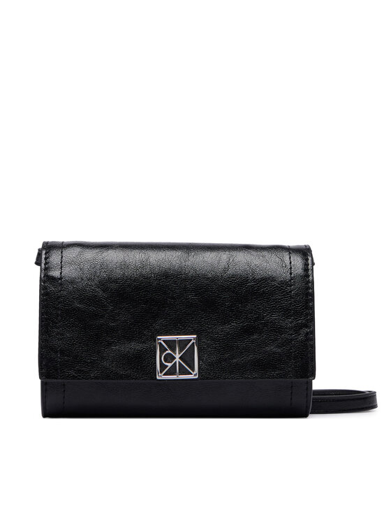 Calvin Klein Calvin Klein Ročna torba Emblem Wallet On Strap LV04F1218G Črna
