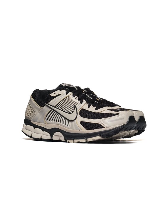 Nike Nike Sneakersy ZOOM VOMERO 5 MET Brązowy