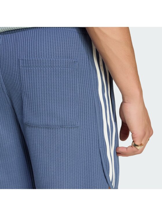 adidas adidas Szorty materiałowe 164259 Niebieski jasny Loose Fit