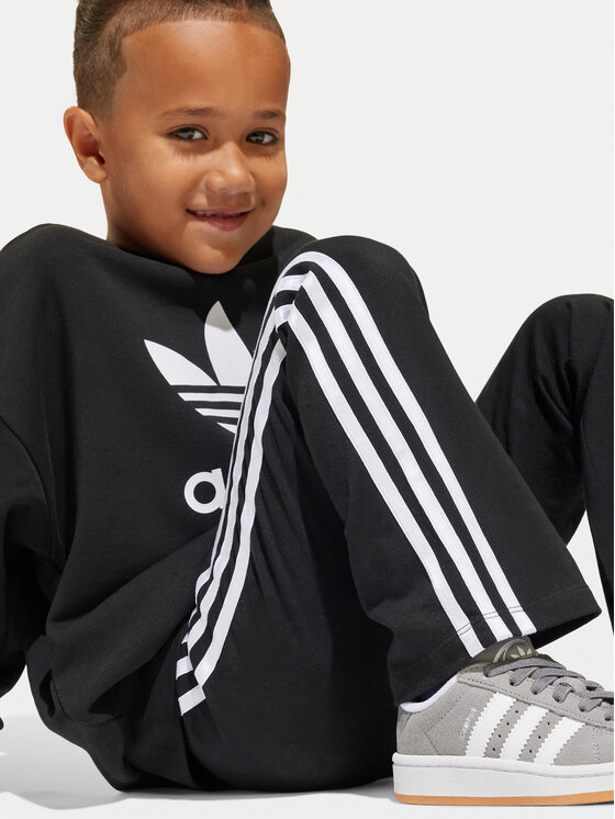 adidas adidas Completo felpa e leggings JC7873 Nero Flared Fit