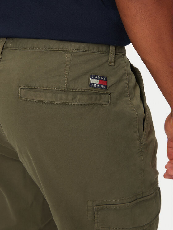 Tommy Jeans Tommy Jeans Hlače iz tkanine Austin DM0DM20750 Zelena Slim Fit