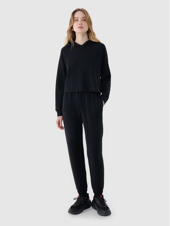 4F 4F Παντελόνι φόρμας 4FWSS25TTROF1010-20S Μαύρο Regular Fit