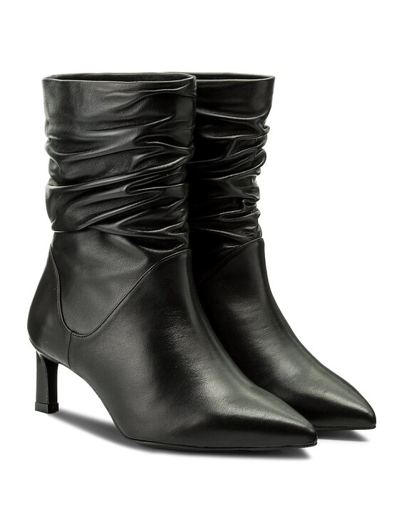 stuart weitzman demibenatar boots