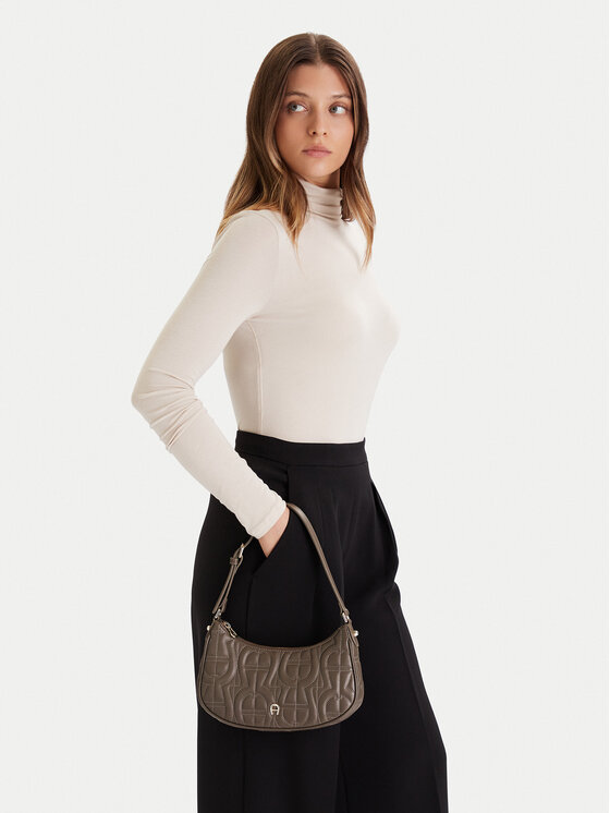 Aigner Aigner Ročna torba Diadora XS 135041 Rjava