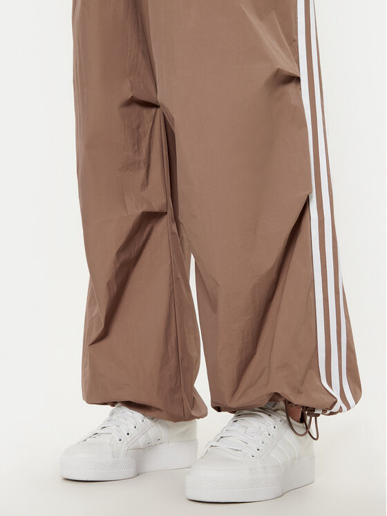 adidas adidas Pantaloni da tuta 3-Stripes JD3126 Beige Loose Fit