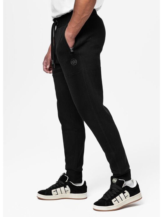 PITBULL PITBULL Spodnie dresowe SMALL LOGO HD Czarny Regular Fit